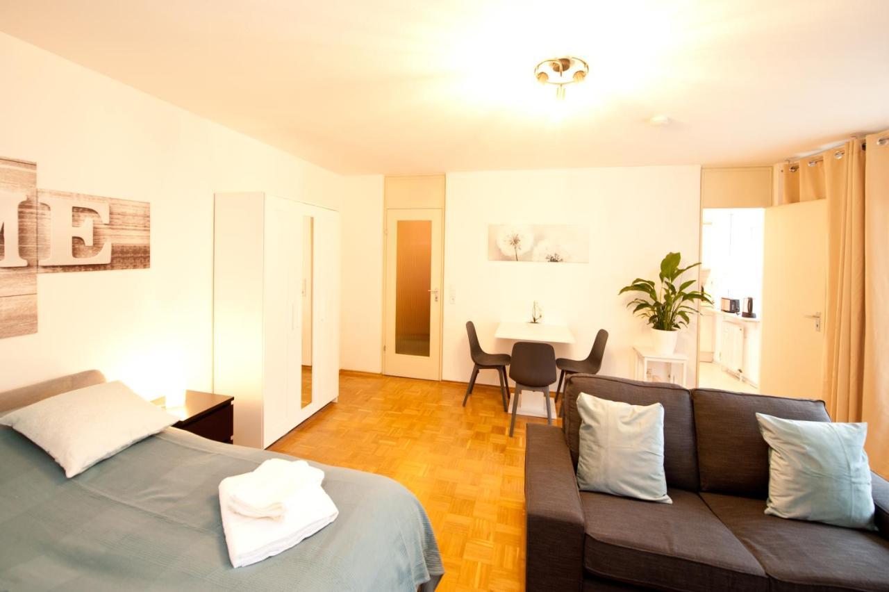 Studio Apartment - Zentral Mit Parkplatz - Balkon Bayreuth Kültér fotó